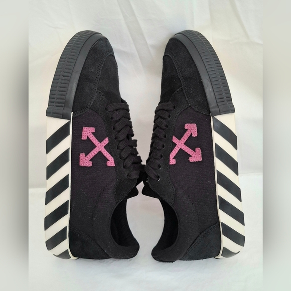 Off-White Men's Unisex Black Suede/Canvas Vulcanized Low Top Sneakers Size 41 - Picture 3 of 13